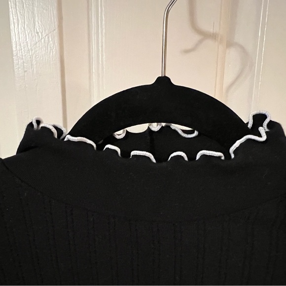 Gap, Size M, Black Turtleneck with Neck Detail - Picture 2 of 2